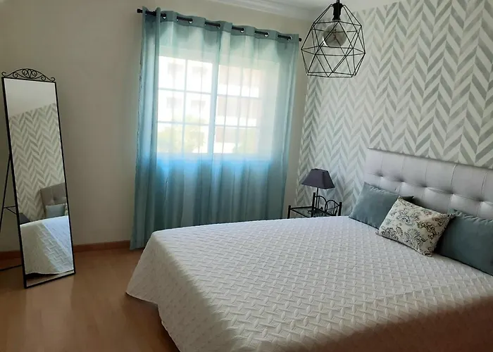 דירה Alfarrobeira Mar *